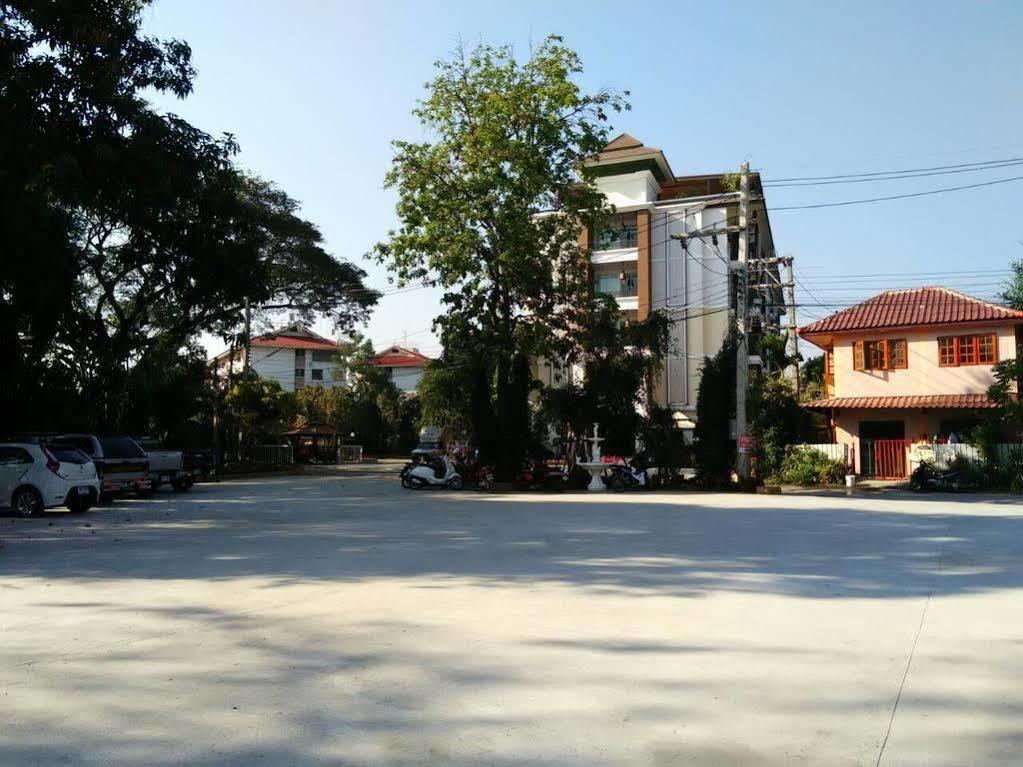 Herry Residence Csiangmaj Kültér fotó